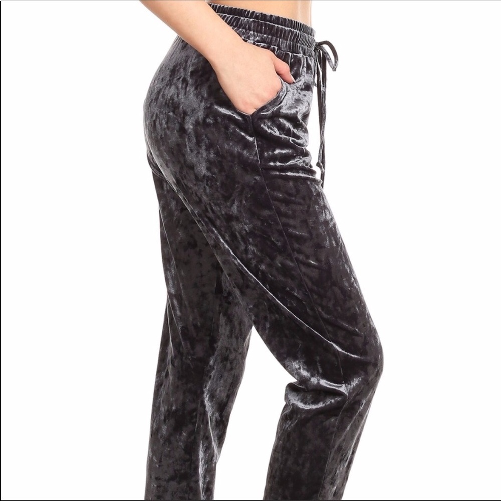 Crushed Velvet Joggers Pants SIZE S & SIZE L - Picture 4 of 6